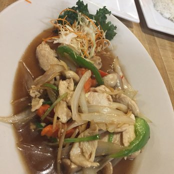 Aroy Thai Cuisine - Ginger stir fry with chicken - Thai Near Me - Mobile, Alabama Aroy Thai Cuisine - Ginger stir fry with chicken - Thai Near Me - Mobile, Alabama