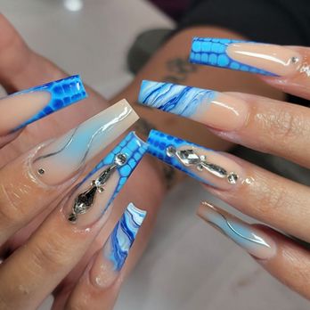 Luxury Nails - Nail Salons Near Me - Clawson, Michigan