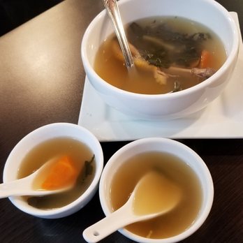 Lucky Pot - Complimentary soup - Chinese Near Me - Toronto, Ontario