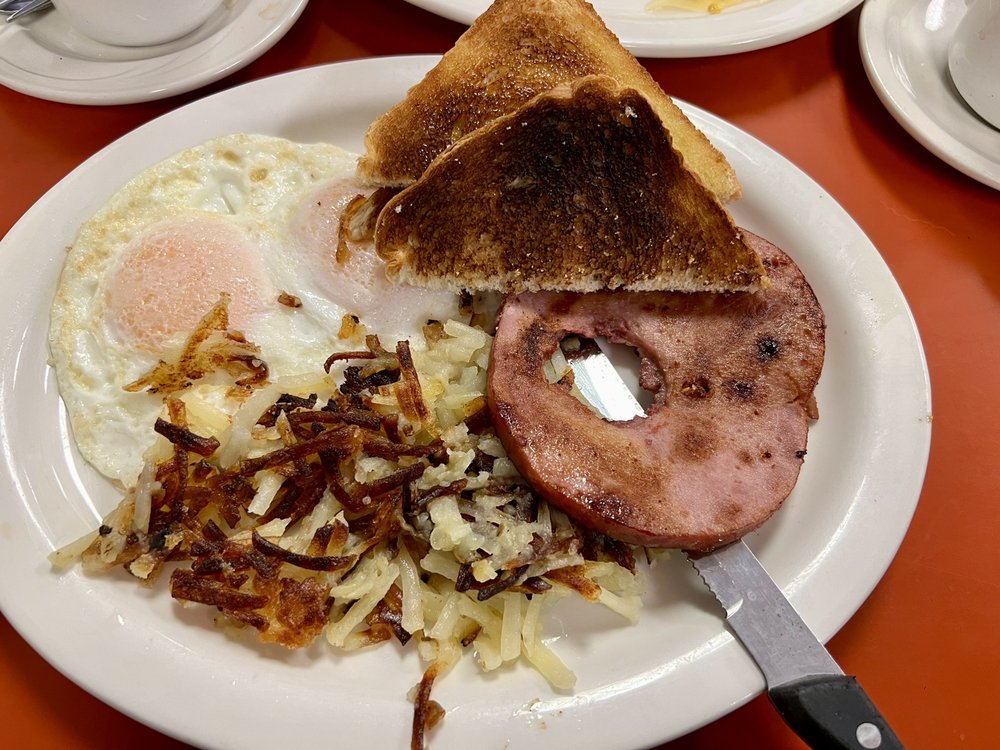 MAIN STREET CAFE EUREKA SPRINGS Updated October 2024 27 Photos & 90