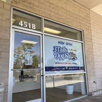 3Tails Dog Salon - Right next to Trader Joe's - Pet Groomers Near Me - Thousand Oaks, California