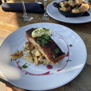 Flower Hill Bistro - Sumac Salmon - Gastropubs Near Me - Temecula, California