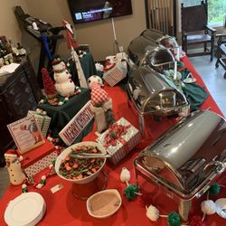 California's Best Catering & Events - Christmas in Aug table decor went above and beyond
