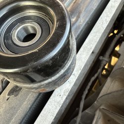 Reynas Automotive - New vs old idler pulley