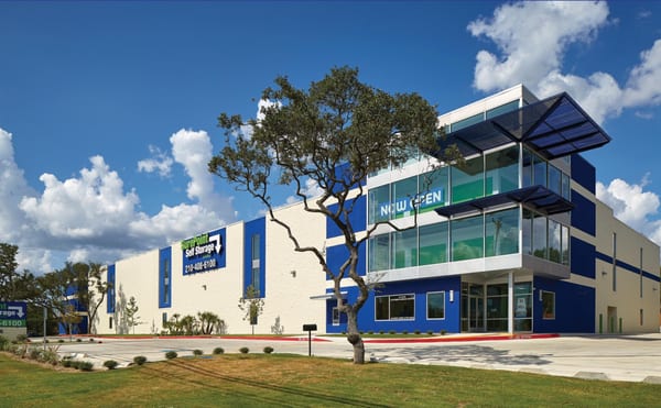 SurePoint Self Storage - Shavano