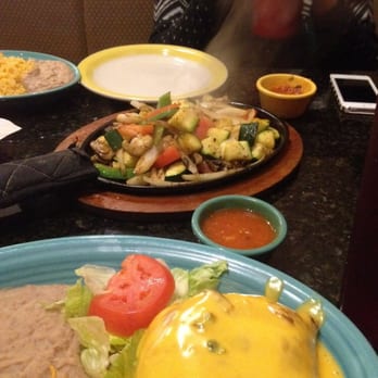 Los Jalapenos - Vegi fajitas and chimichanga - Tex-Mex Near Me - Carrollton, Texas