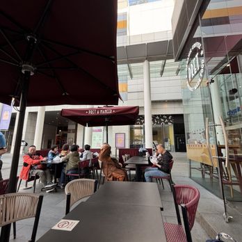 Pret A Manger - Breakfast & Brunch Near Me - Hong Kong, HK
