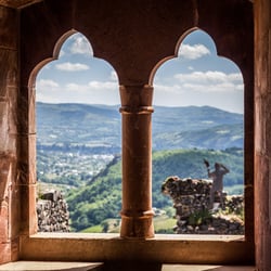 Château de Calmont d'Olt - La fenêtre géminée, Calmont d'Olt