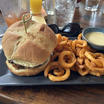 The Black Dog Pub - Smash Burger - Pubs Near Me - Oak Bluffs, Massachusetts The Black Dog Pub - Smash Burger - Pubs Near Me - Oak Bluffs, Massachusetts