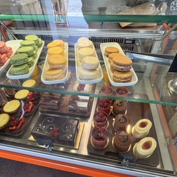 Parker-Lusseau Pastries - Bakeries Near Me - Monterey, California Parker-Lusseau Pastries - Bakeries Near Me - Monterey, California