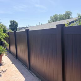 photo shows vinyl fence in dark. sequoia! Beautiful!!! photo shows vinyl fence in dark. sequoia! Beautiful!!!
