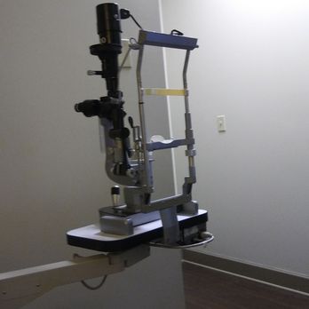 Florida Eye Specialists - Gate Parkway/295 - 05.22.2018 fancy machine got knobs and handles all kinds of stuff for the Doctor to use. Bet it cost a buck or two. - Ophthalmologists Near Me - Jacksonville, Florida Florida Eye Specialists - Gate Parkway/295 - 05.22.2018 fancy machine got knobs and handles all kinds of stuff for the Doctor to use. Bet it cost a buck or two. - Ophthalmologists Near Me - Jacksonville, Florida