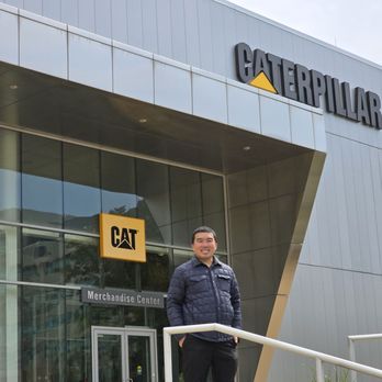 Caterpillar Visitors Center - Museums Near Me - Peoria, Illinois Caterpillar Visitors Center - Museums Near Me - Peoria, Illinois