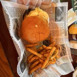 Drifters Saloon - Burger & fries