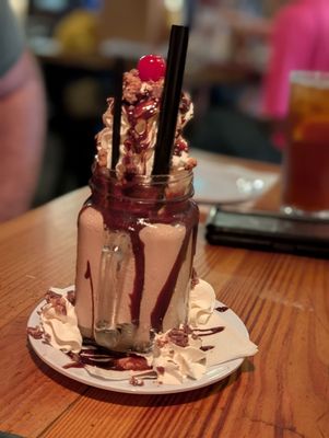 Prohibition Kitchen by null