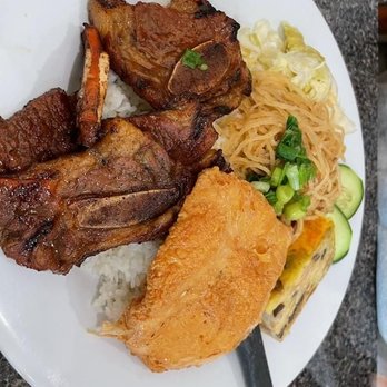 Com Tam Dao Vien - Com Tam with Korean short ribs, shredded pork, fried shrimp cake, steamed eggs and pickled cabbage! Definitely recommend!! $15.75. - Vietnamese Near Me - Westminster, California Com Tam Dao Vien - Com Tam with Korean short ribs, shredded pork, fried shrimp cake, steamed eggs and pickled cabbage! Definitely recommend!! $15.75. - Vietnamese Near Me - Westminster, California