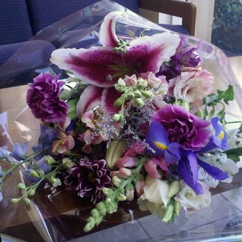 Moe's Flowers - You can get this for $15. That's magic. - Florists Near Me - Berkeley, California Moe's Flowers - You can get this for $15. That's magic. - Florists Near Me - Berkeley, California