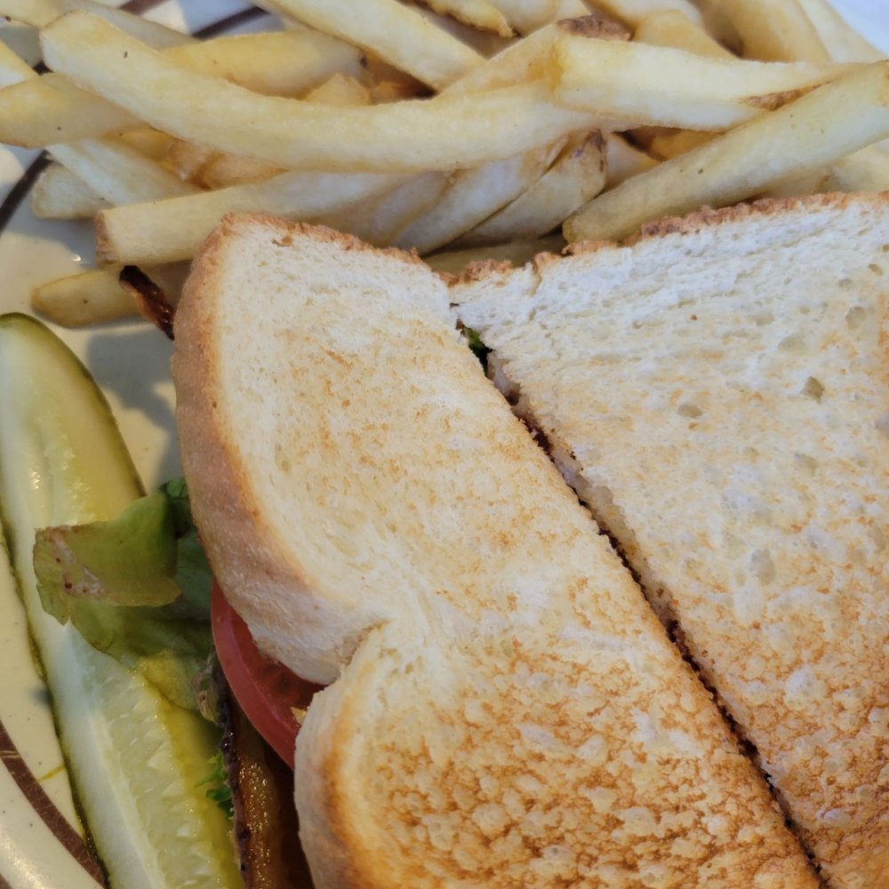 The Shack on Broadway - Blt - American Near Me - Fargo, North Dakota The Shack on Broadway - Blt - American Near Me - Fargo, North Dakota