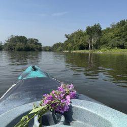 Howling Wolf Canoe & Kayak