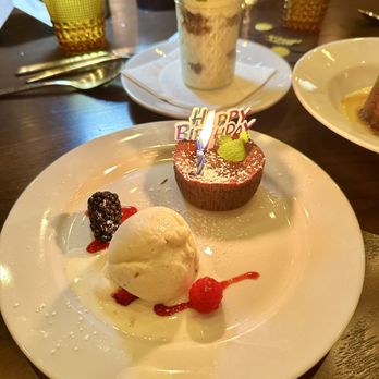 Stella - desserts - Italian Near Me - Burlingame, California