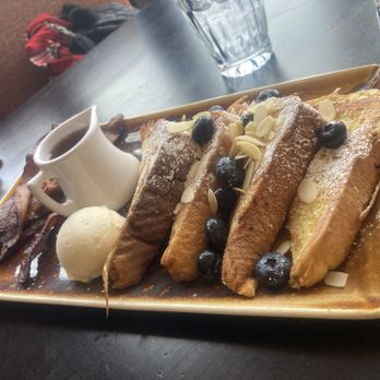 Eagle's Nest Lounge - French Toast - Lounges Near Me - Prescott, Arizona Eagle's Nest Lounge - French Toast - Lounges Near Me - Prescott, Arizona