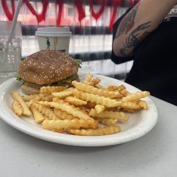 Art's Cafe - Veggie burger - Diners Near Me - San Francisco, California