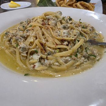Fratello's - My ultimate favorite...makes my mouth water! - Italian Near Me - Spartanburg, South Carolina