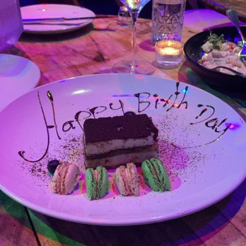 Lique Miami - Birthday treat - Mediterranean Near Me - North Miami Beach, Florida Lique Miami - Birthday treat - Mediterranean Near Me - North Miami Beach, Florida