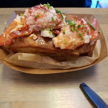 Hook & Anchor - Lobster Roll - Seafood Near Me - Costa Mesa, California Hook & Anchor - Lobster Roll - Seafood Near Me - Costa Mesa, California