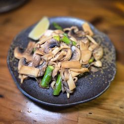 Sautéed Asparagus and Mushroom