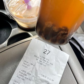 Le Creme - Just bought them and supposedly fresh - Desserts Near Me - San Jose, California Le Creme - Just bought them and supposedly fresh - Desserts Near Me - San Jose, California