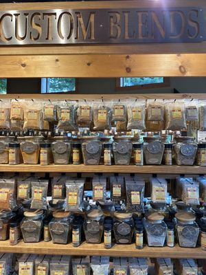 The Spice & Tea Exchange - Visit us now at one of the best Ohio Gift Shops - plus, watch our Spice Masters at work as you sip from a freshly brewed hot or iced tea from the Tea Bar!