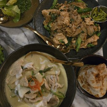 Sukh - Pad see ew, green chicken curry - Thai Near Me - Brooklyn, New York