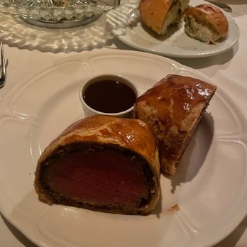 Tortoise Supper Club - Beef Wellington - Supper Clubs Near Me - Chicago, Illinois Tortoise Supper Club - Beef Wellington - Supper Clubs Near Me - Chicago, Illinois