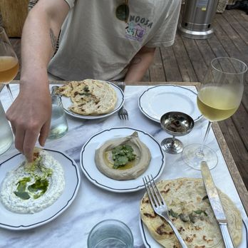 Alisa - Tzatziki, hummus and flatbread - Greek Near Me - Venice, California