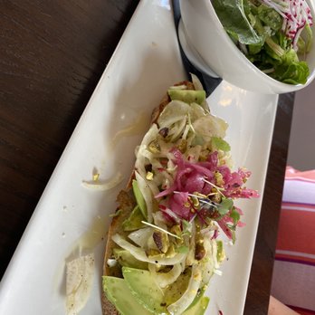 RIZE - Breakfast Sandwich Avocado Avocado - Breakfast & Brunch Near Me - Fishers, Indiana