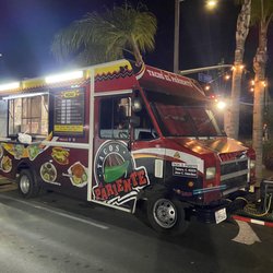 Tacos El Pariente - Taco Truck