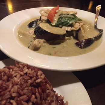 Bahn Thai Restaurant - Brown rice and green curry chicken- had eggplant, bamboo shoots, onion, tomato, basil and plenty of chicken. - Thai Near Me - Seattle, Washington