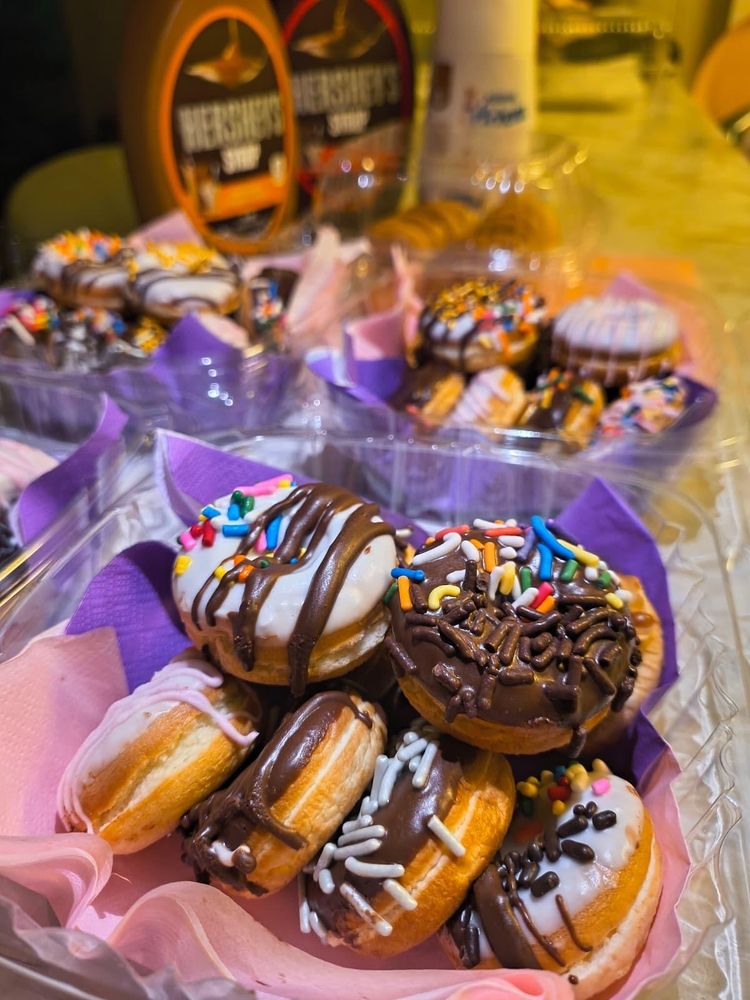Mini Pady Donuts Logo
