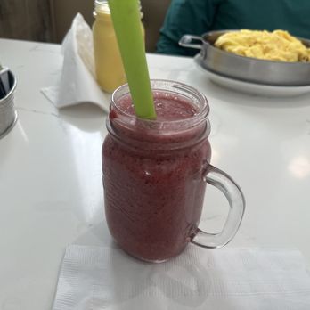 Honey Berry - Honeyberry Blast - Pancakes Near Me - Hoffman Estates, Illinois