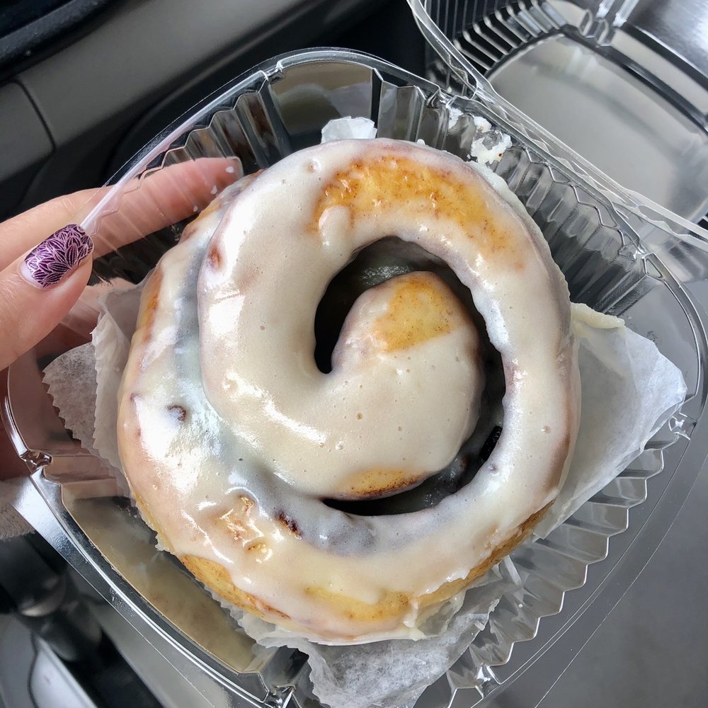 cinnamon roll ($5) cinnamon roll ($5)