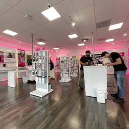 T-Mobile T-Mobile