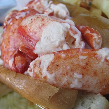 Bob's Clam Hut - Lobster Roll - Seafood Near Me - Kittery, Maine