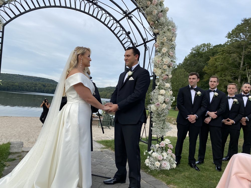 FLOWERS BY JOAN Updated October 2024 67 Photos & 12 Reviews 22 W