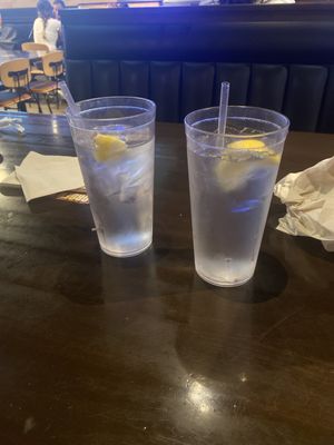 Buffalo Wild Wings by null