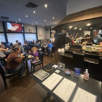 Fuumi - Hustle and bustle of main dining room - Sushi Bars Near Me - Burlingame, California