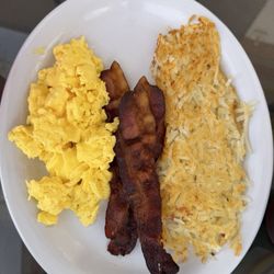 Flatbed Ford Cafe - Eggs, bacon, hash browns