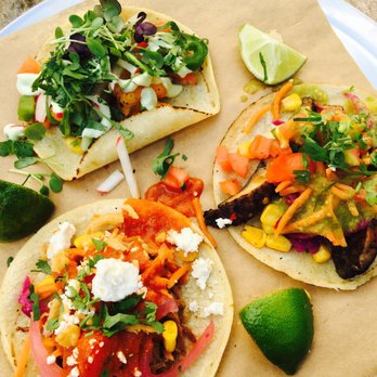 Chula Taberna Mexicana - Tacos (beef brisket, spicy mushroom, butterfly shrimp) - Mexican Near Me - Toronto, Ontario