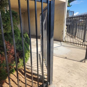 Neza Iron Works - Repair metal fence - Fences & Gates Near Me - Oakland, California