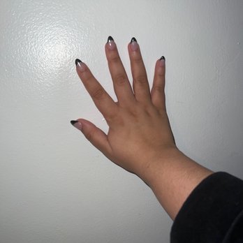 Annie's Nails & Spa - Nail Salons Near Me - Odessa, Texas